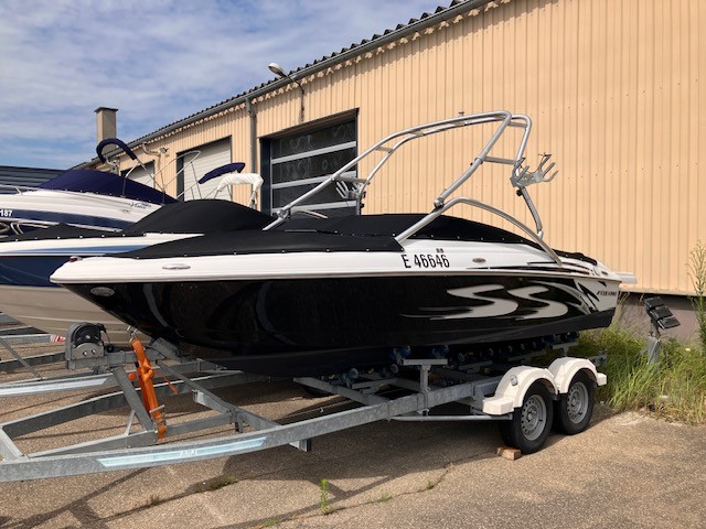 Bateau d'Occasion FOUR WINNS 180 BOW RIDER