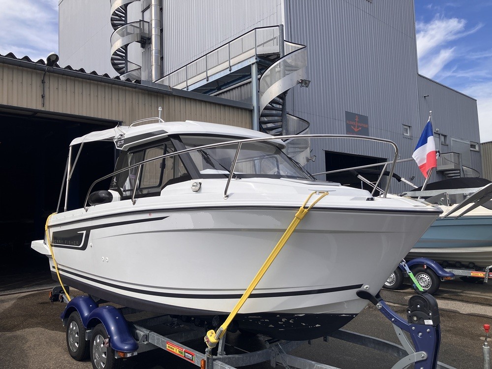 JEANNEAU MERRY FISHER 605 *** VENDU ***