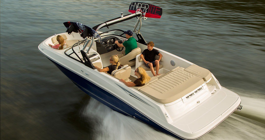 BAYLINER VR6 BOW RIDER